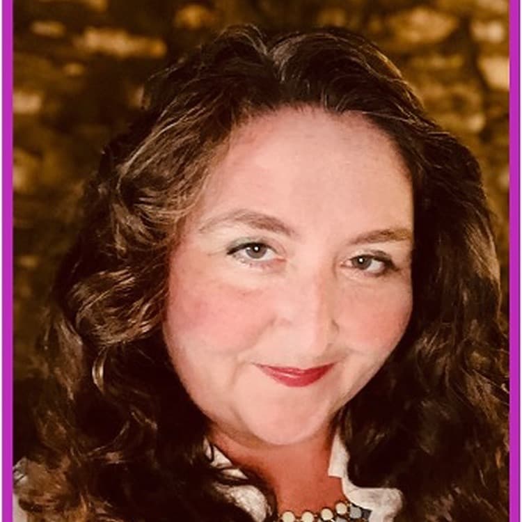 Angela Radcliffe